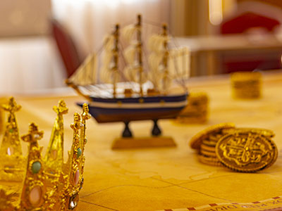 Пиратские острова - цввета королевы - Игра о конфликте между командными и личными целями